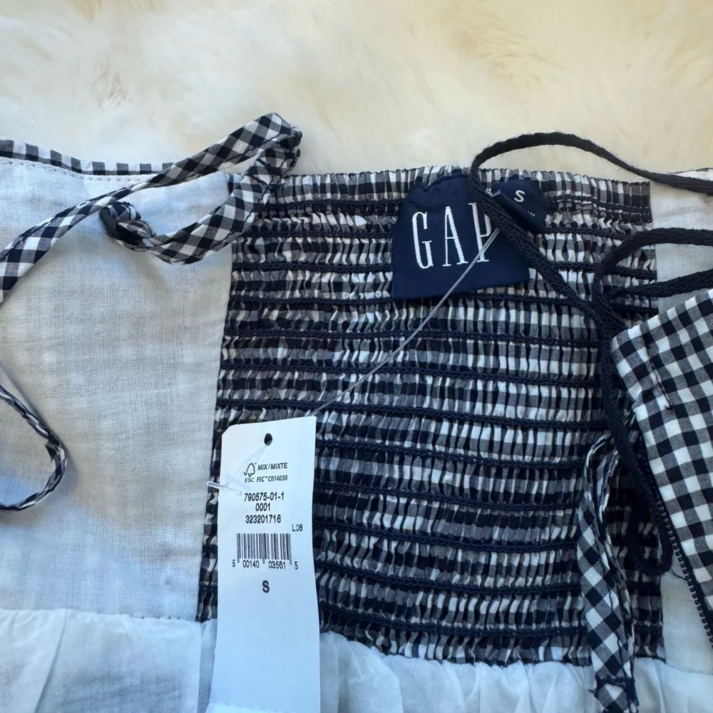 GAP adorable bubble top - Picture 4 of 4